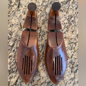 Antique wooden shoe forms- 1 set, men’s sz
11.5. Amazing shape age considered.